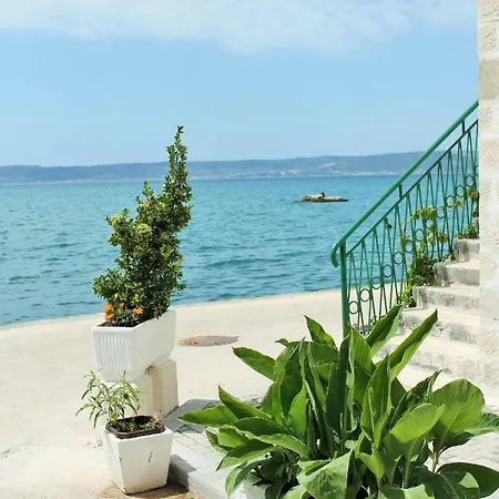 Old Fisherman House Kaštela