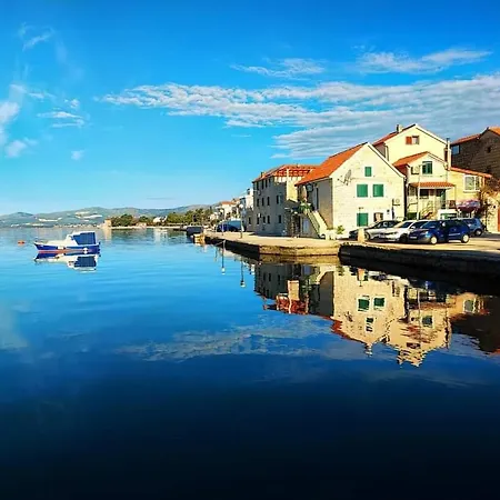 Old Fisherman House *