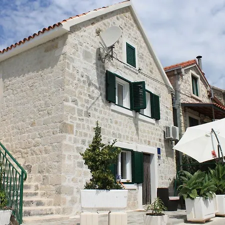 Old Fisherman House Ferienhaus Kaštela